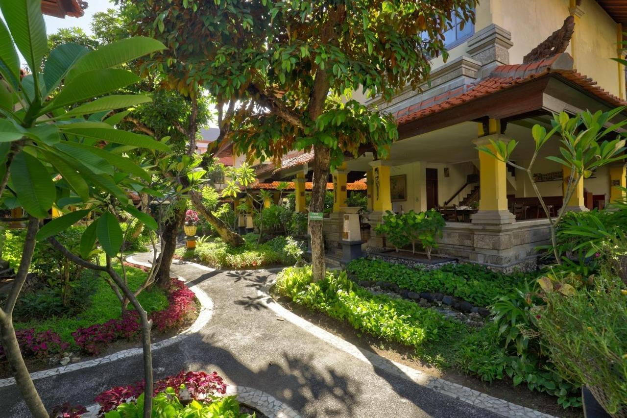 Royal Tunjung Hotel & Villa Legian - Chse Certified Экстерьер фото