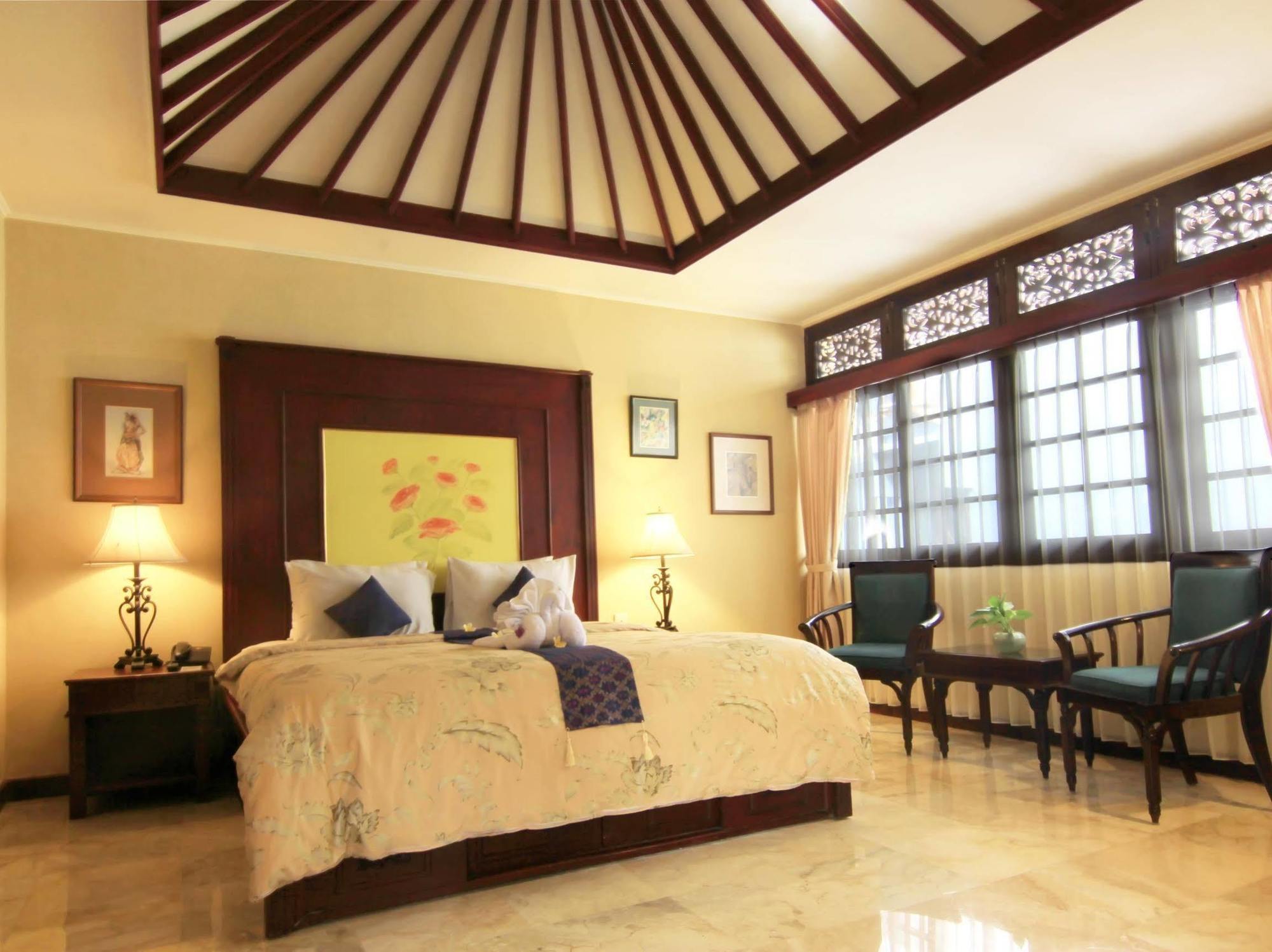 Royal Tunjung Hotel & Villa Legian - Chse Certified Экстерьер фото